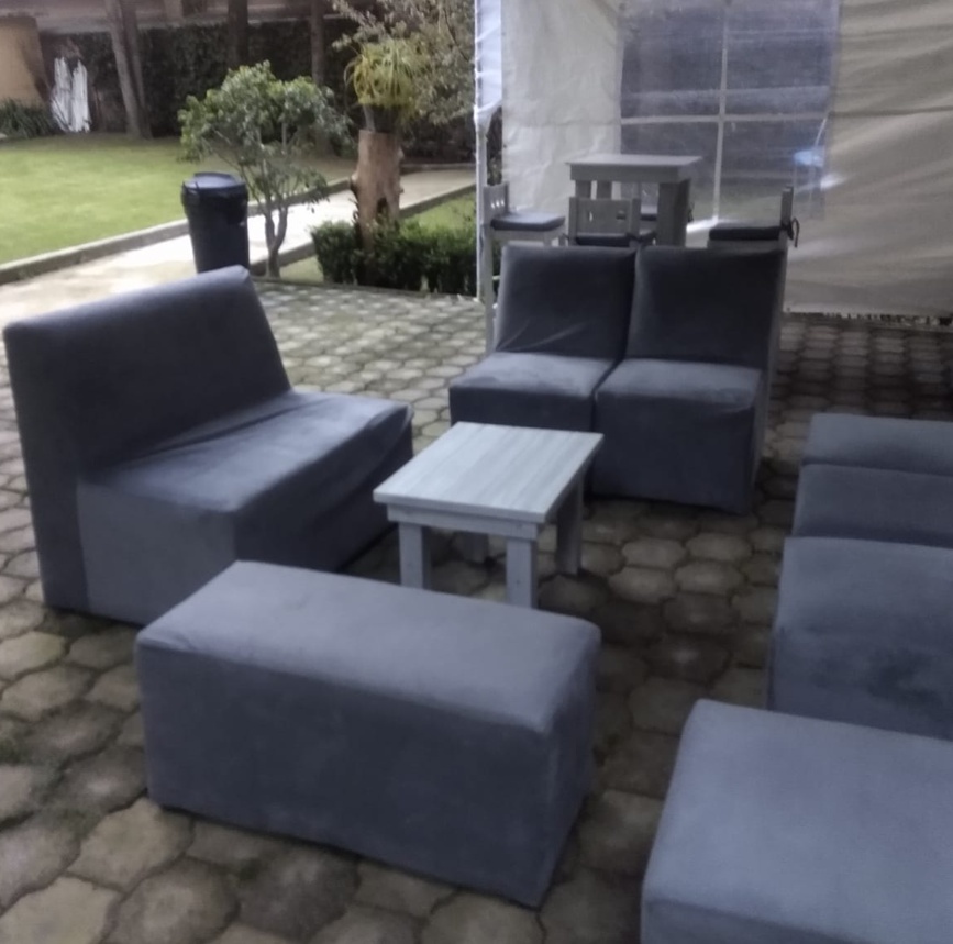 RENTA DE SALAS LOUNGE